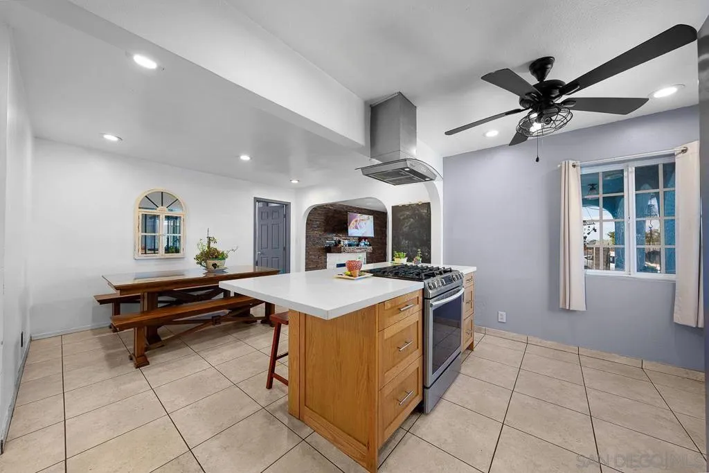 1465 S 40th St., San Diego, California 92113 home-pic-33