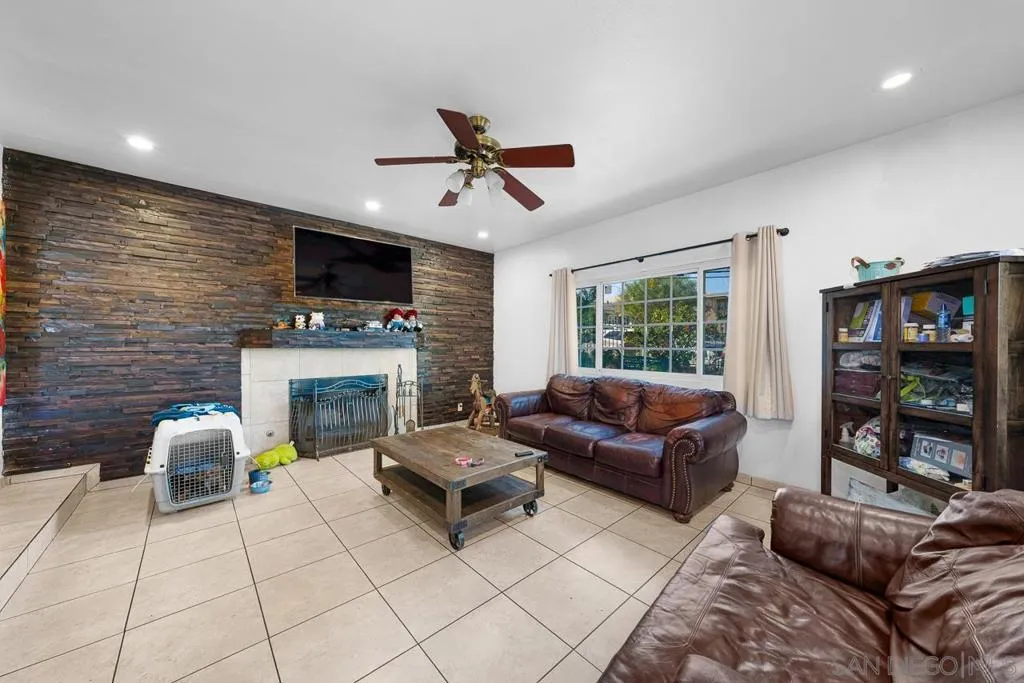 1465 S 40th St., San Diego, California 92113 home-pic-36