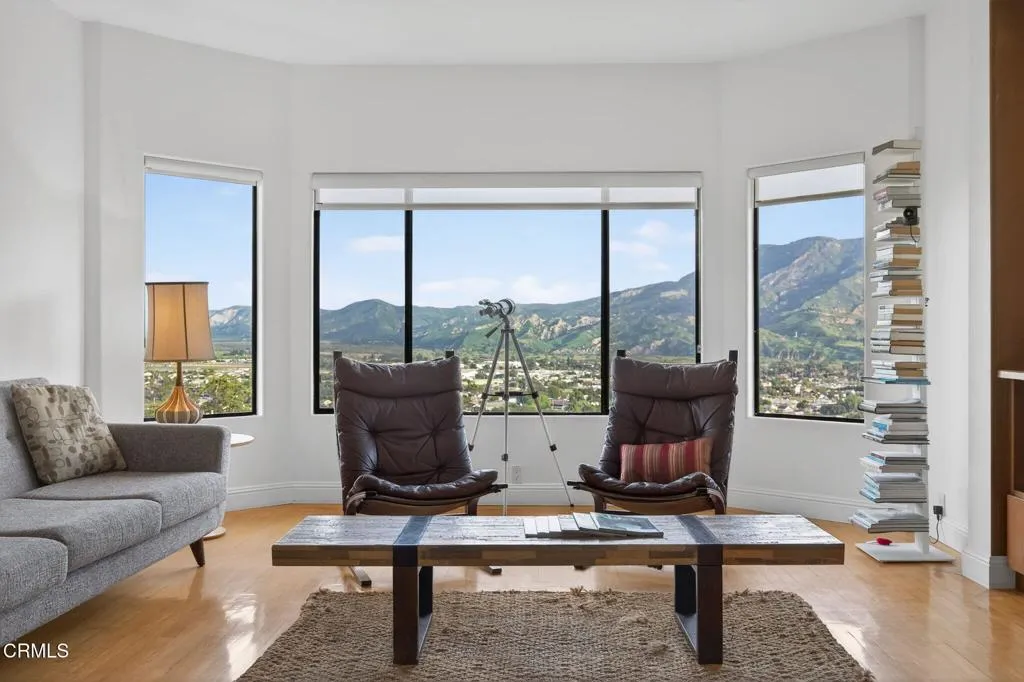 838 Crestview Court, Santa Paula, California 93060 home-pic-11