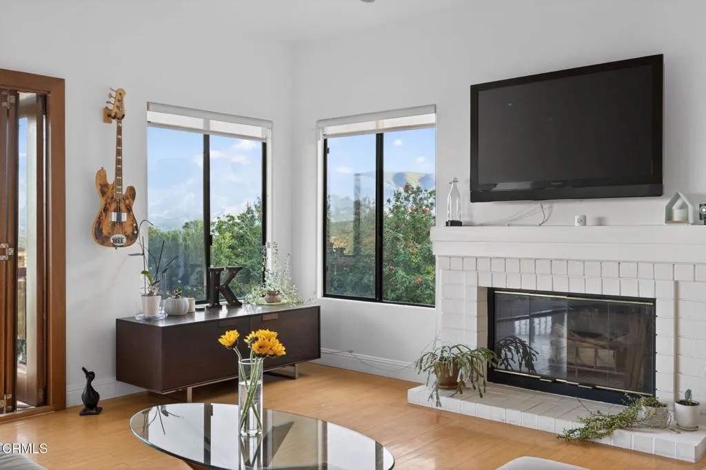 838 Crestview Court, Santa Paula, California 93060 home-pic-28
