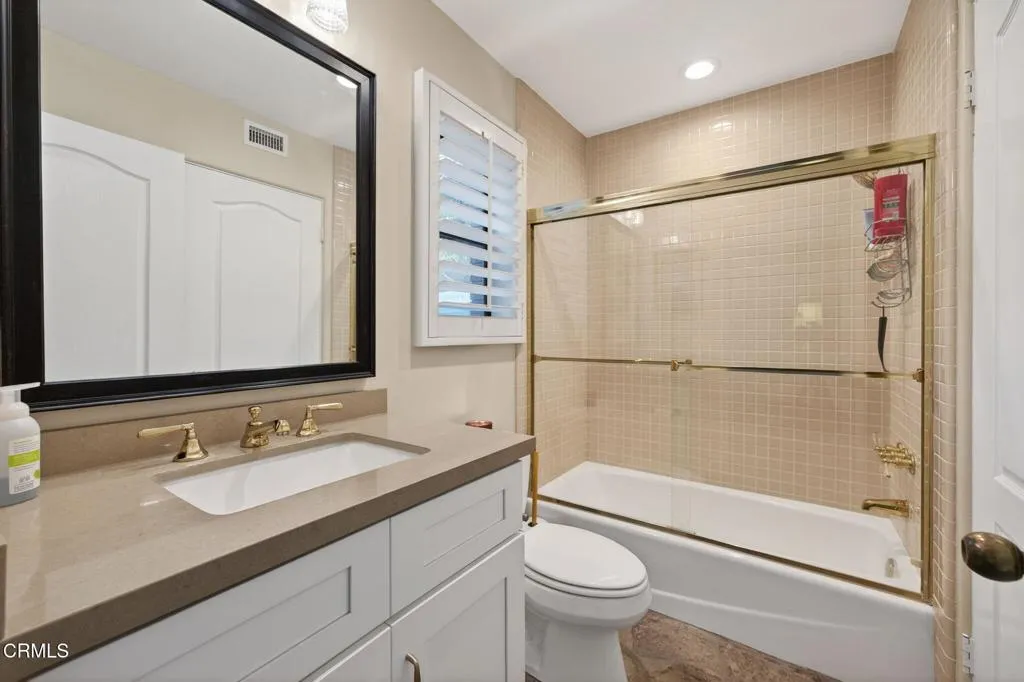 838 Crestview Court, Santa Paula, California 93060 home-pic-33