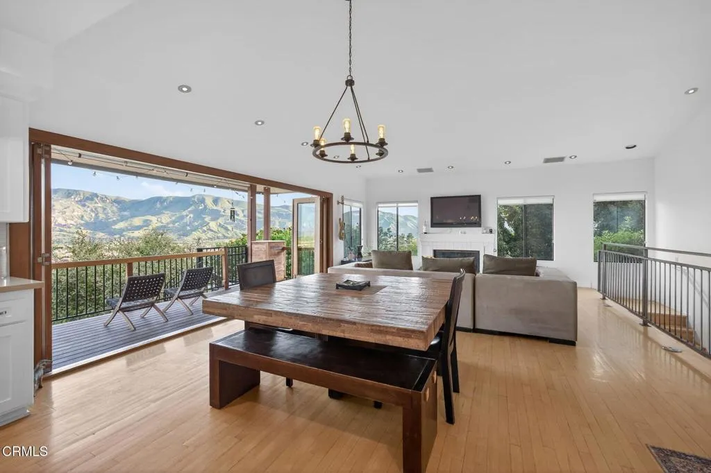 838 Crestview Court, Santa Paula, California 93060 home-pic-21