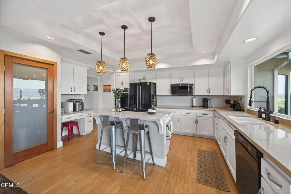 838 Crestview Court, Santa Paula, California 93060 home-pic-18