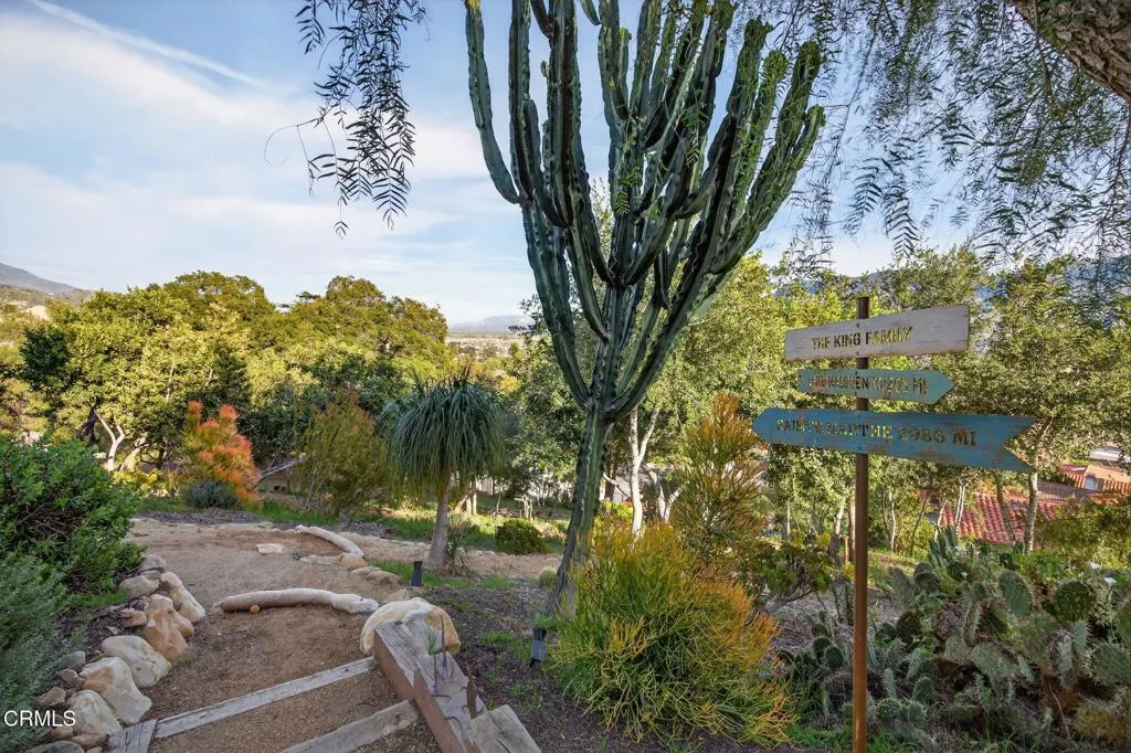 838 Crestview Court, Santa Paula, California 93060 home-pic-71