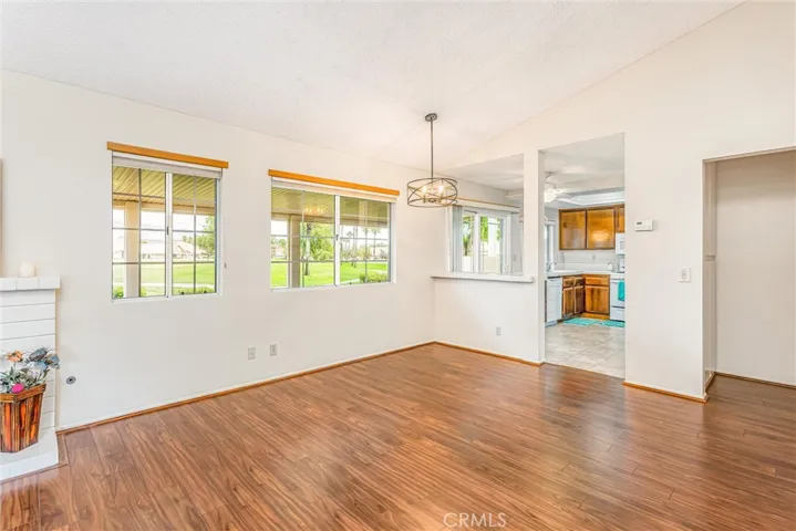 Dining room with Golf Course and Mountain View