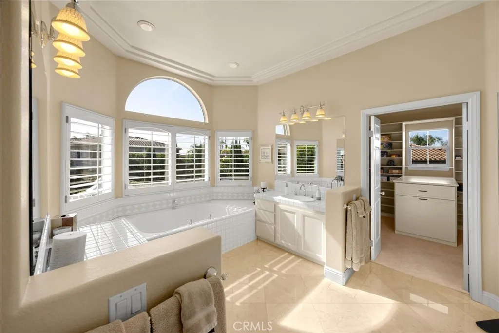5478 Edgewood, La Verne, California 91750 home-pic-36