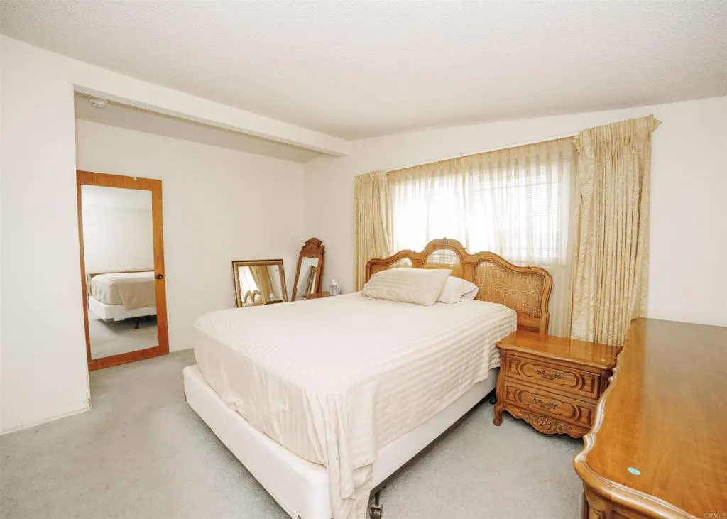 445 Montcalm Street, Chula Vista, California 91911 home-pic-8