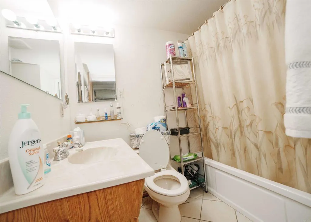 445 Montcalm Street, Chula Vista, California 91911 home-pic-27