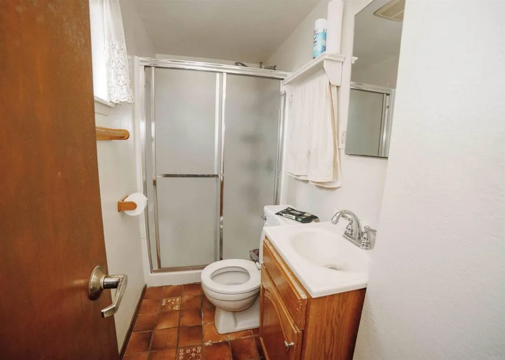 445 Montcalm Street, Chula Vista, California 91911 home-pic-29
