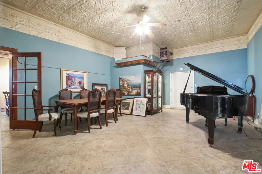 1644 N Wilmington Boulevard, Wilmington, California 90744 home-pic-13