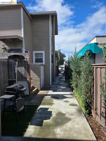 View of side of home