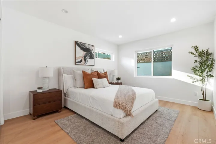 2140 N Rose Street, Burbank, California 91505