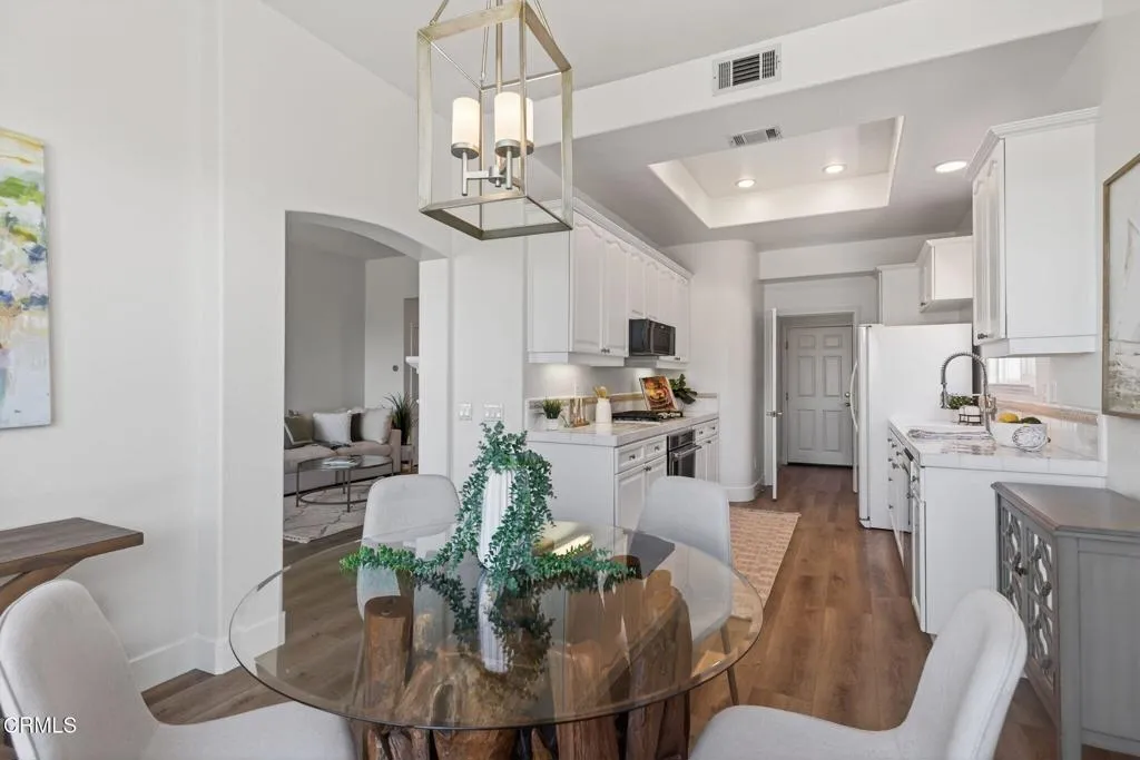 931 Corte Augusta, Camarillo, California 93010 home-pic-15