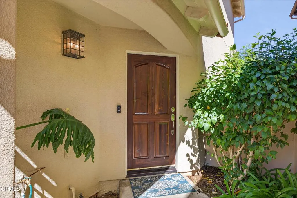 931 Corte Augusta, Camarillo, California 93010 home-pic-5