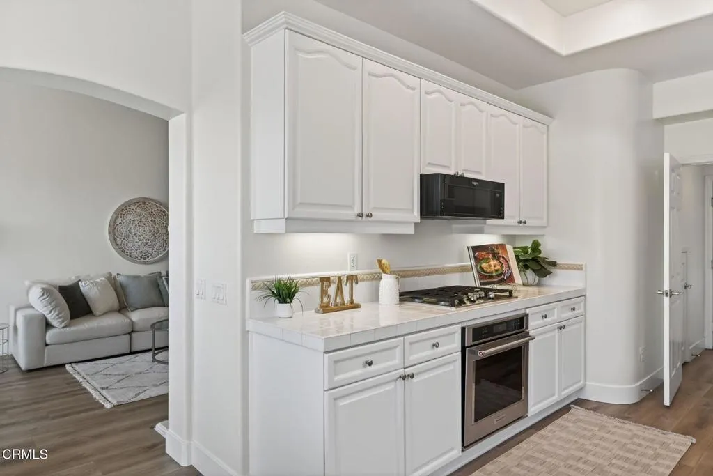 931 Corte Augusta, Camarillo, California 93010 home-pic-20