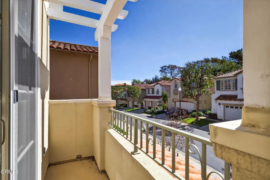 931 Corte Augusta, Camarillo, California 93010 home-pic-33