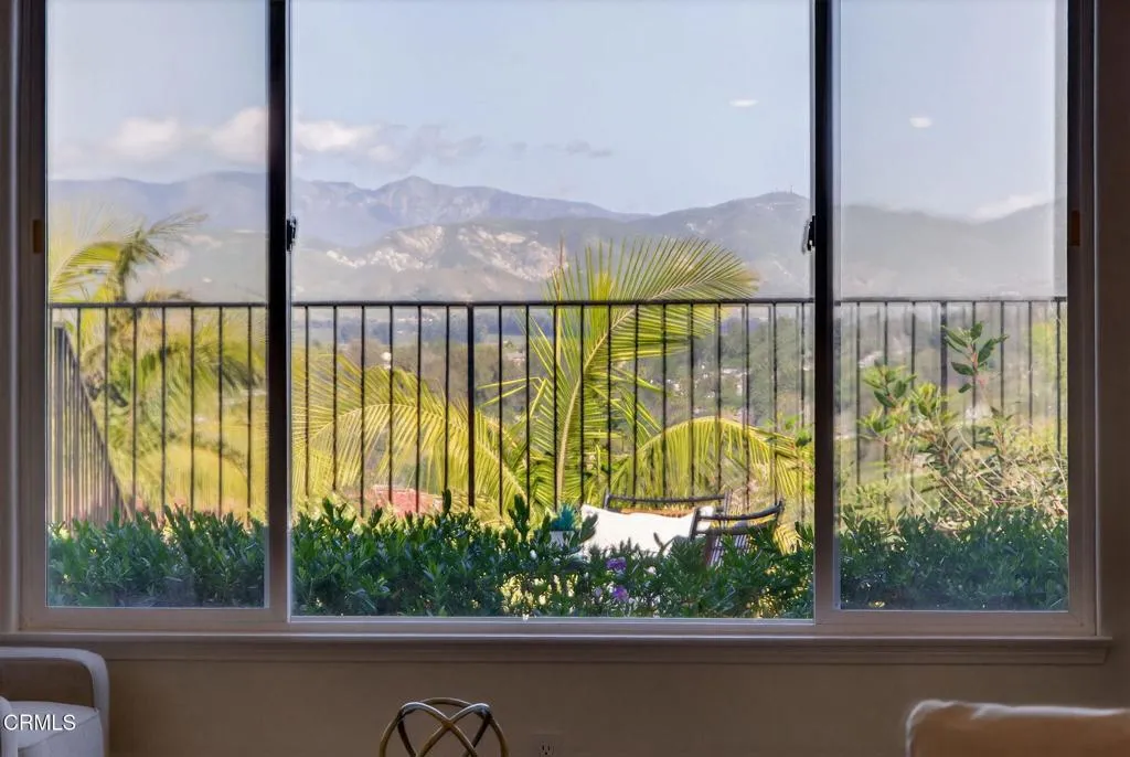 931 Corte Augusta, Camarillo, California 93010 home-pic-14