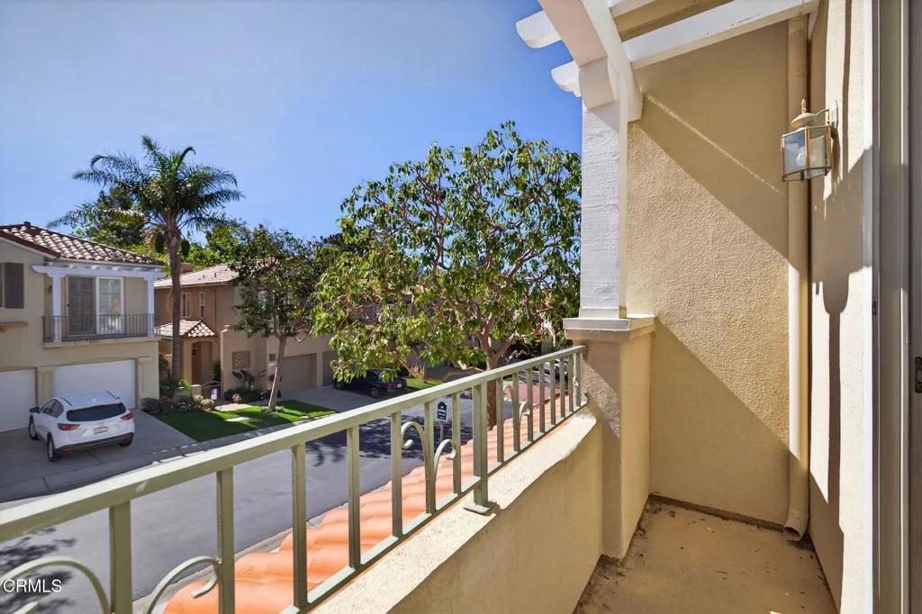 931 Corte Augusta, Camarillo, California 93010 home-pic-32