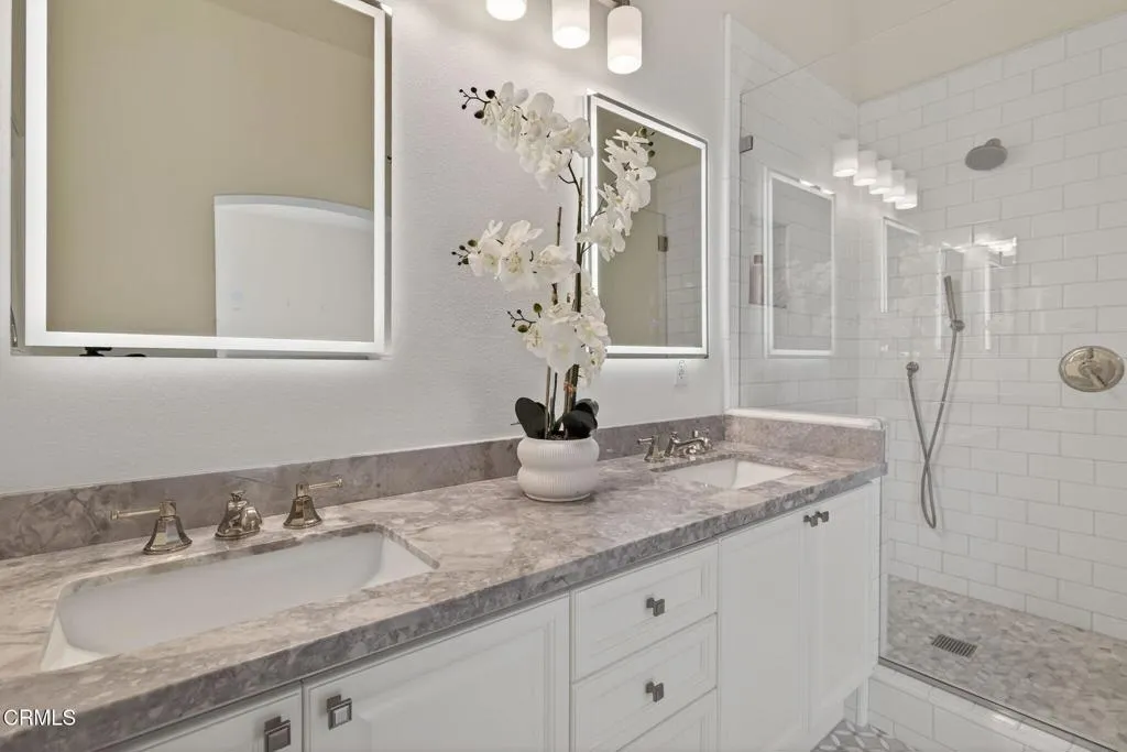 931 Corte Augusta, Camarillo, California 93010 home-pic-30
