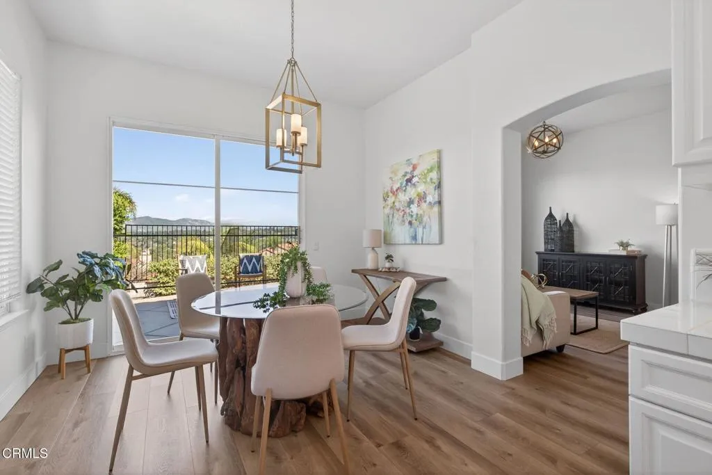 931 Corte Augusta, Camarillo, California 93010 home-pic-9