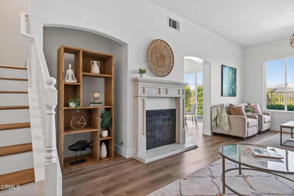 931 Corte Augusta, Camarillo, California 93010 home-pic-11