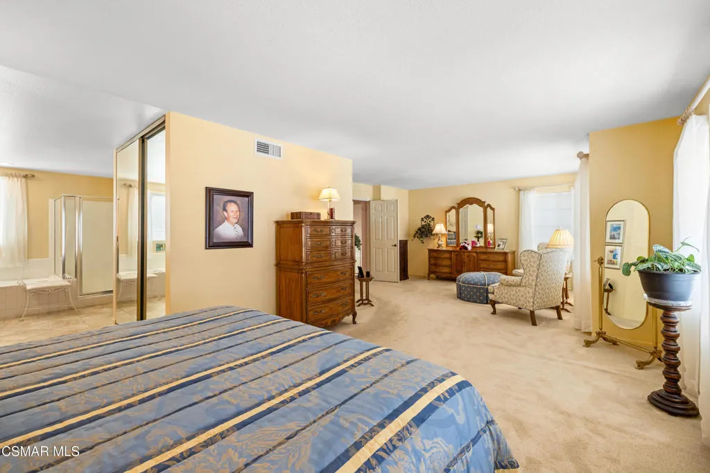 12120 London Grove Court, Moorpark, California 93021 home-pic-22