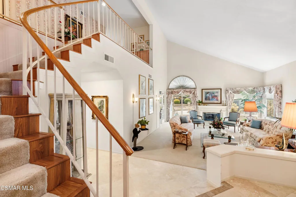 12120 London Grove Court, Moorpark, California 93021 home-pic-3