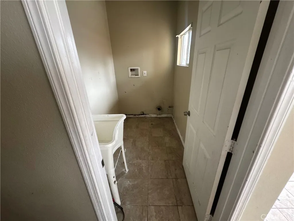 802 W 229th Street, Torrance, California 90502 home-pic-7