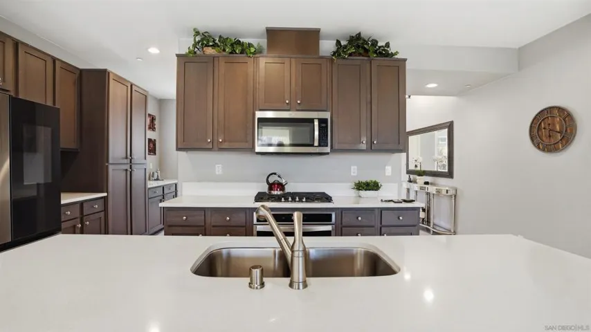 1218 Idanan Rd, Chula Vista, California 91913