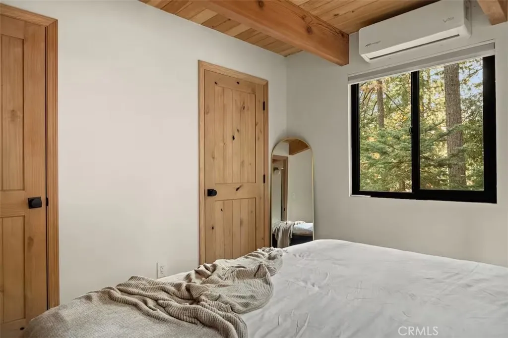 26664 Thunderbird Drive, Lake Arrowhead, California 92391 home-pic-22