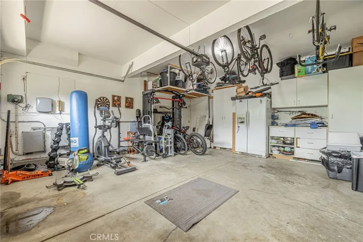 3-car garage