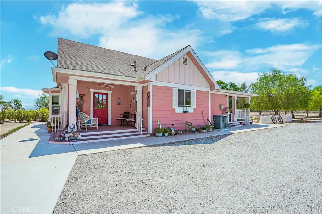 28200 Patterson Avenue, Winchester, California 92596 home-pic-8