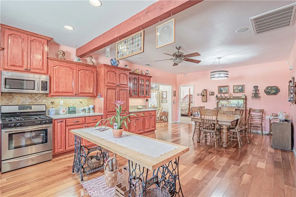28200 Patterson Avenue, Winchester, California 92596 home-pic-24