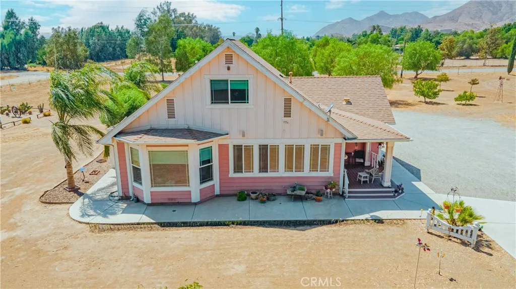 28200 Patterson Avenue, Winchester, California 92596 home-pic-6