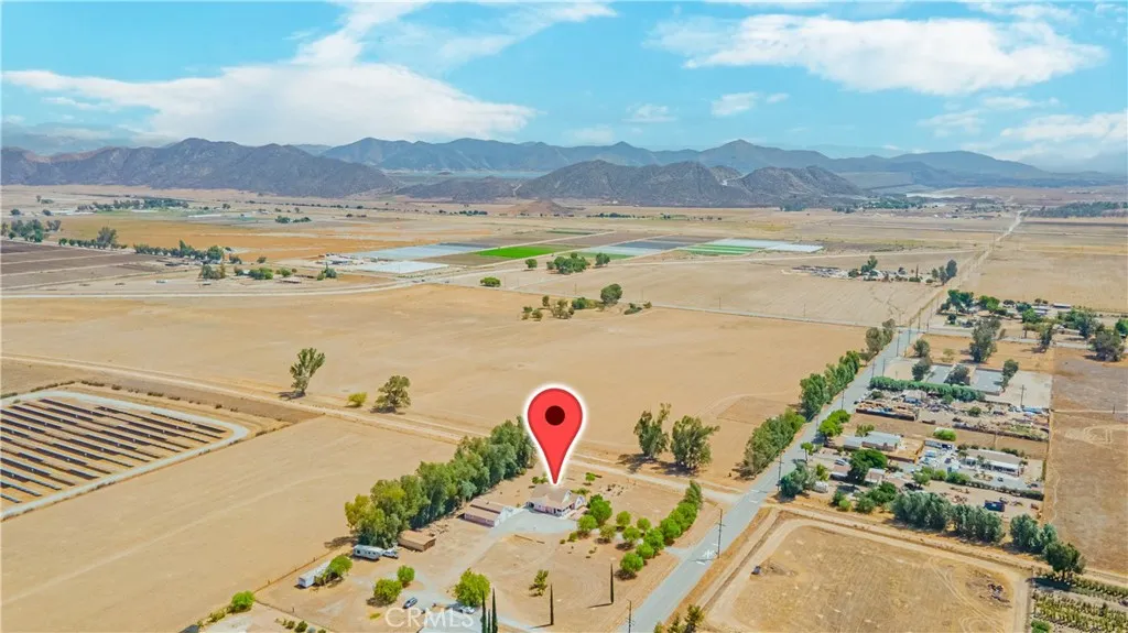 28200 Patterson Avenue, Winchester, California 92596 home-pic-7