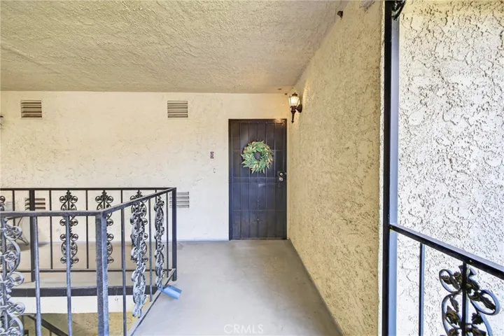 FRONT DOOR ENTRY