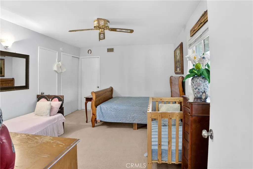13314 Raven, Sylmar, California 91342 home-pic-11