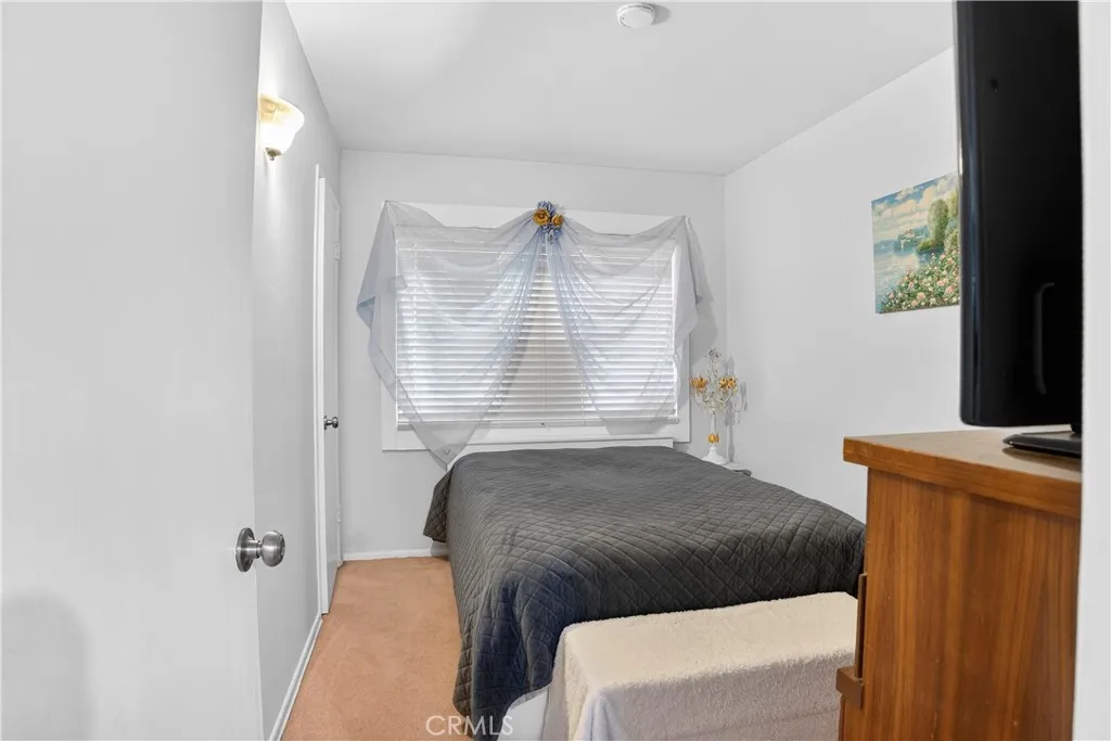 13314 Raven, Sylmar, California 91342 home-pic-28