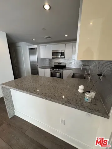 1730 Sawtelle Boulevard 311, Los Angeles, California 90025
