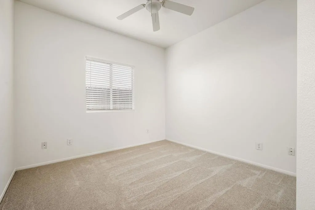 52725 Avenue Alvarado, La Quinta, California 92253 home-pic-34