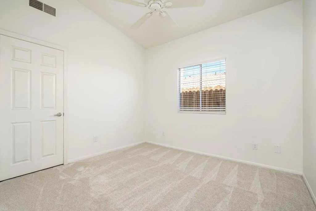 52725 Avenue Alvarado, La Quinta, California 92253 home-pic-36
