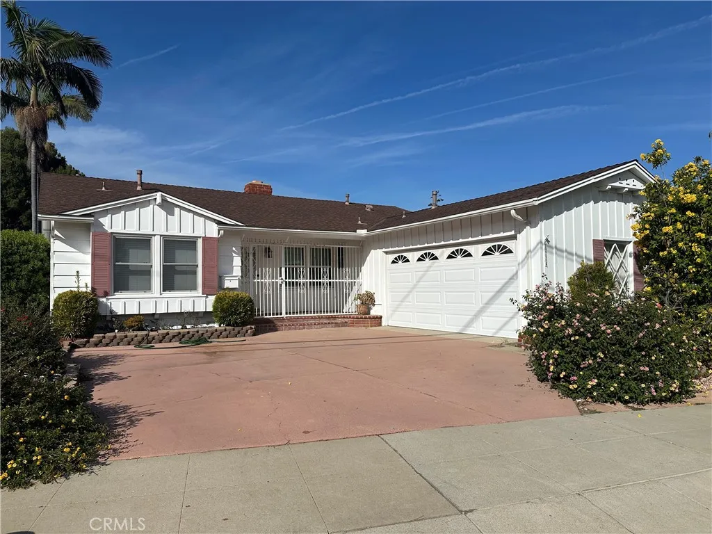 1924 W 1st, San Pedro, California 90732 home-pic-1