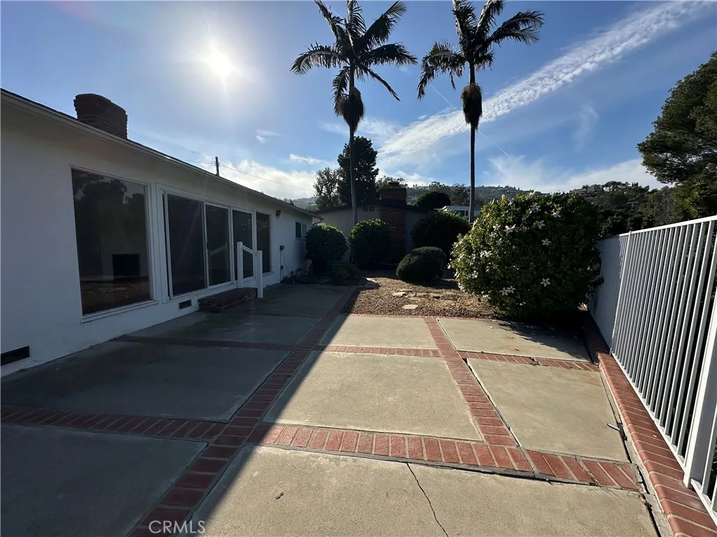 1924 W 1st, San Pedro, California 90732 home-pic-15