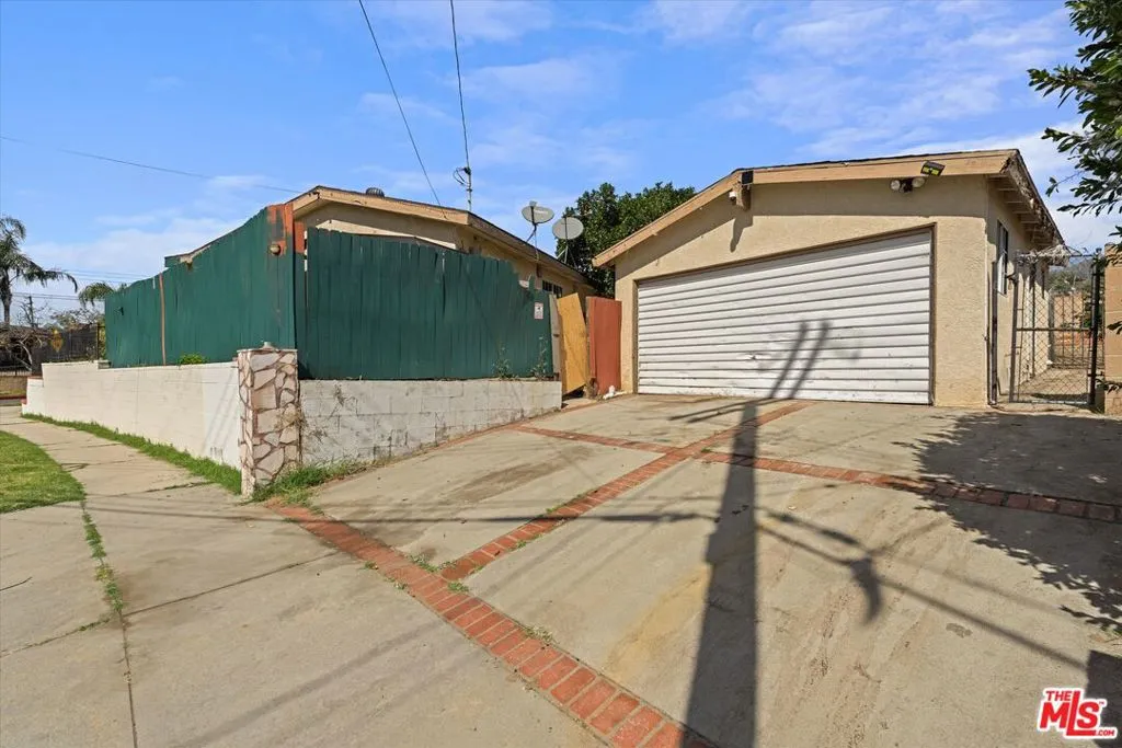 13770 Sproule Avenue, Sylmar, California 91342 home-pic-26