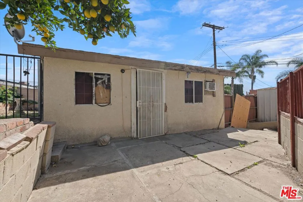 13770 Sproule Avenue, Sylmar, California 91342 home-pic-21