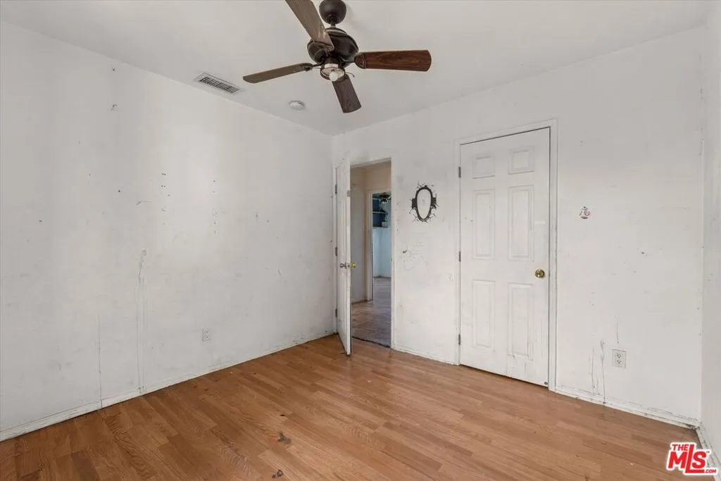 13770 Sproule Avenue, Sylmar, California 91342 home-pic-33