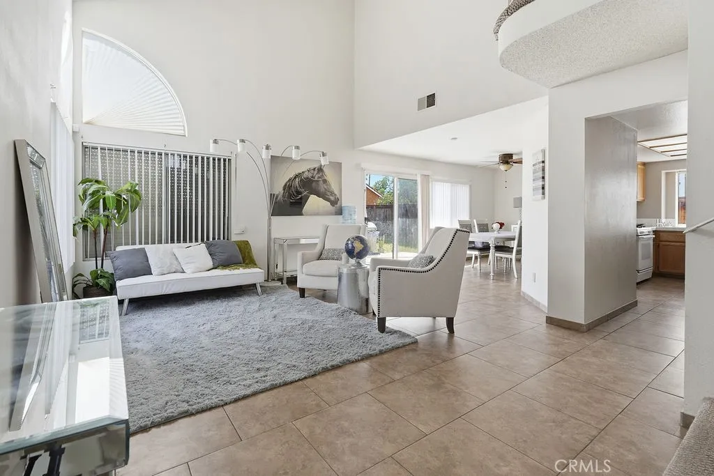 7960 Carlyle Drive, Jurupa Valley, California 92509 home-pic-6