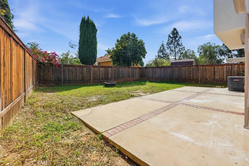 7960 Carlyle Drive, Jurupa Valley, California 92509 home-pic-54