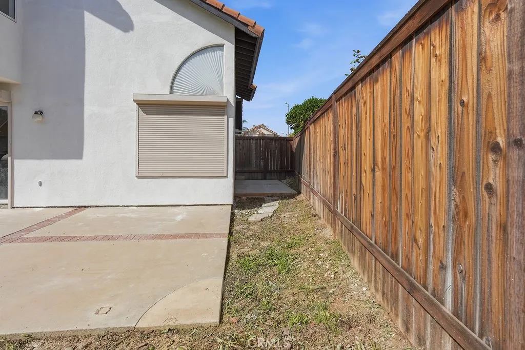 7960 Carlyle Drive, Jurupa Valley, California 92509 home-pic-52