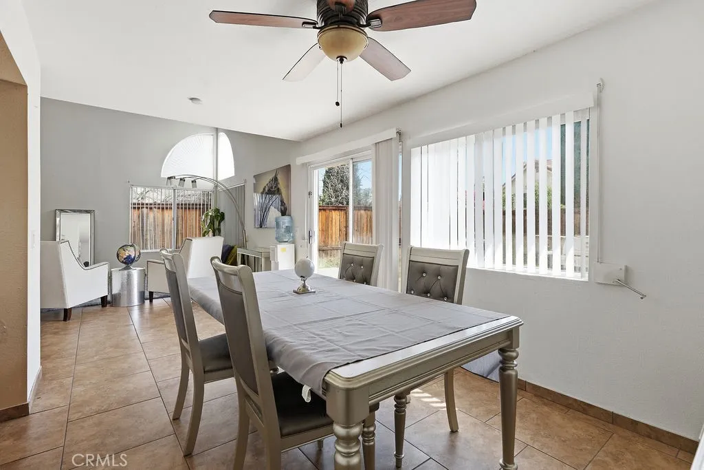 7960 Carlyle Drive, Jurupa Valley, California 92509 home-pic-10